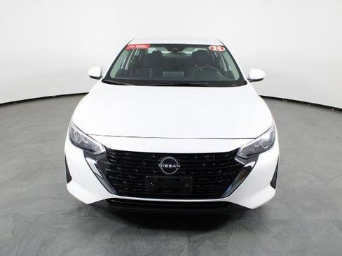 Certified 2024 Nissan Sentra SV image 11