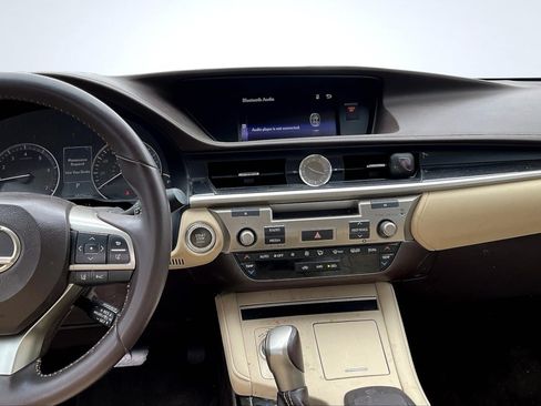 Used 2017 Lexus ES 350 FWD image 6