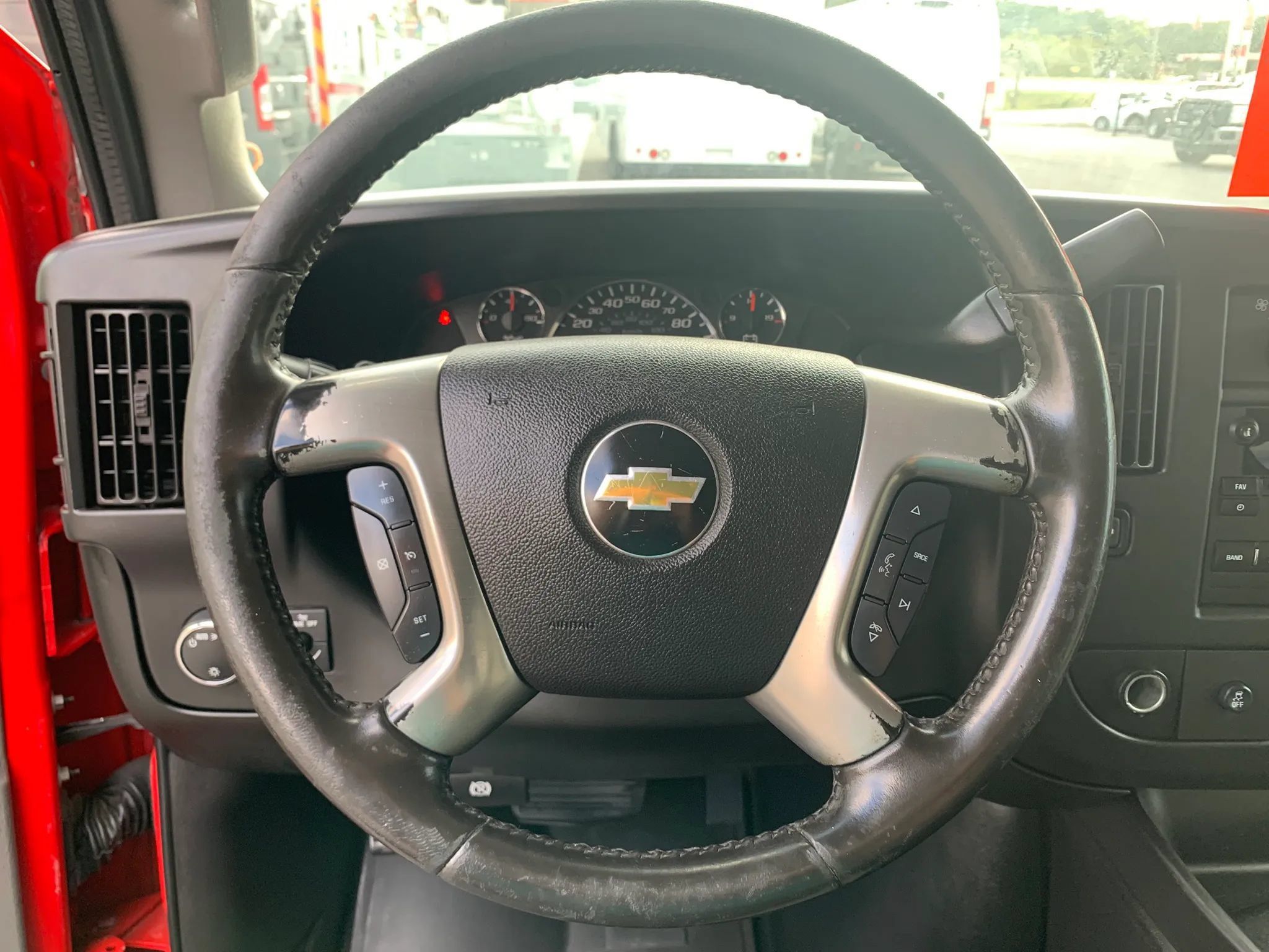 Used 2016 Chevrolet Express 2500 LS RWD image 10