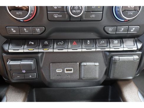 Used 2019 Chevrolet Silverado 1500 LTZ w/ LTZ Plus Package AWD/4WD image 32