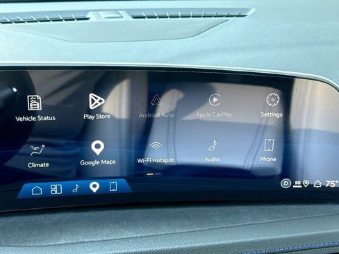 Used 2024 Cadillac XT4 Sport FWD image 12