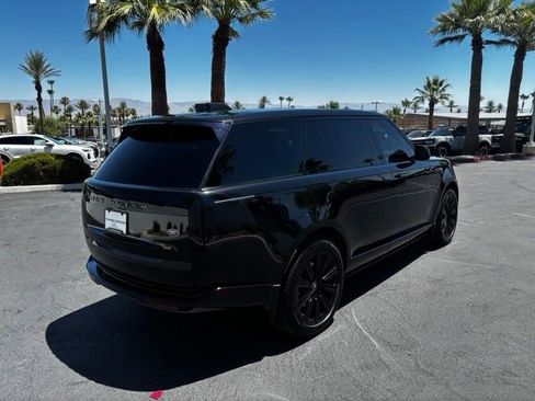 Certified 2023 Land Rover Range Rover Long Wheelbase SE AWD/4WD image 5