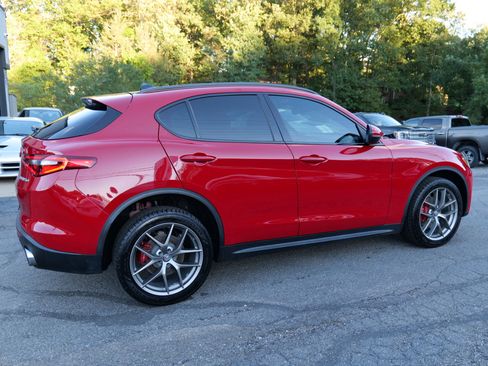 Used 2018 Alfa Romeo Stelvio Ti Sport image 68