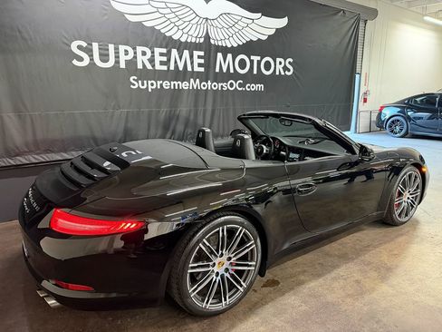Used 2015 Porsche 911 Carrera S image 9