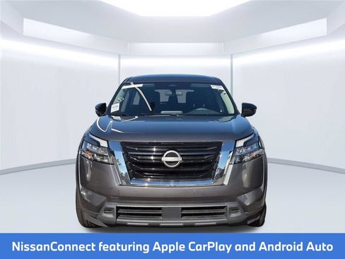 Used 2024 Nissan Pathfinder S FWD image 7