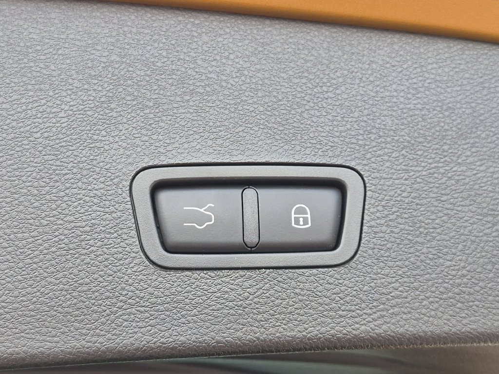 Used 2024 Dodge Hornet R/T Plus AWD/4WD image 8