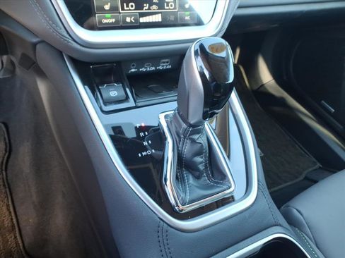 Used 2024 Subaru Outback Onyx Edition image 14