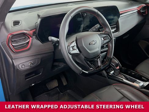 Used 2025 Chevrolet TrailBlazer RS w/ Convenience Package image 7