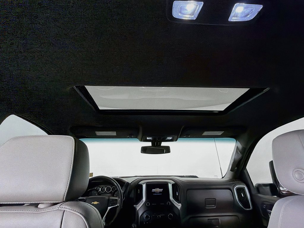 Used 2020 Chevrolet Silverado 3500 LTZ w/ LTZ Convenience Package AWD/4WD image 15