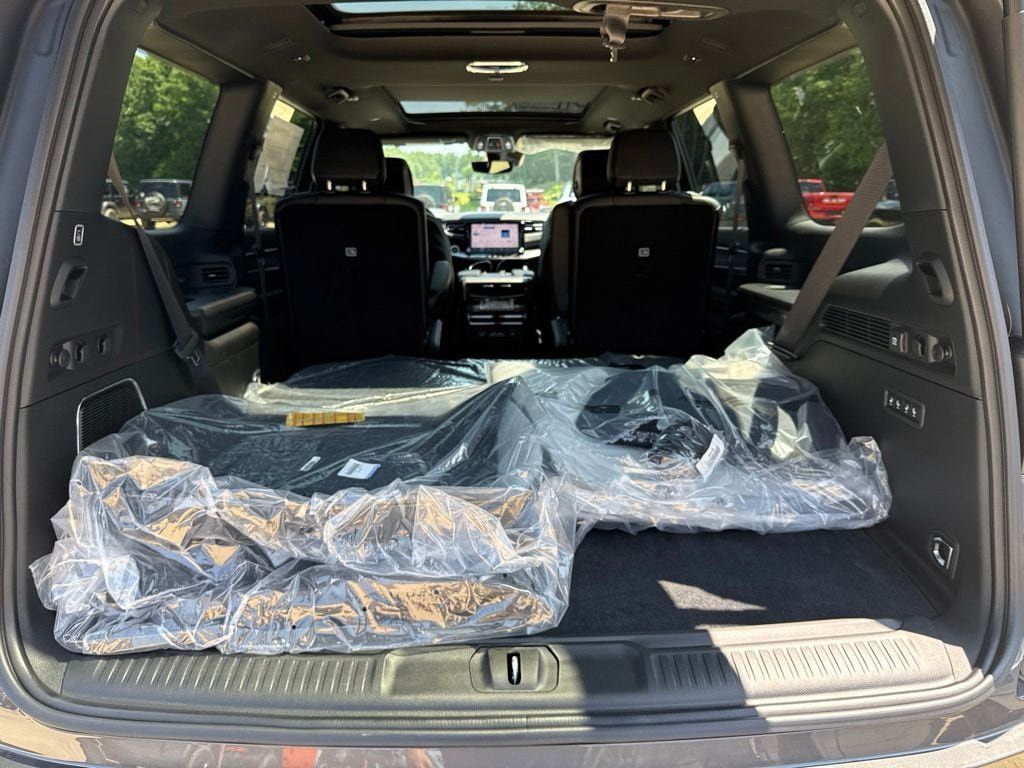 New 2026 Jeep Grand Wagoneer 4WD w/ Quick Order Packge 29V Upland image 27