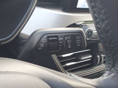 Used 2021 Ford Escape SE w/ SE Sport Appearance Package AWD/4WD image 22