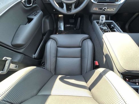 New 2026 Volvo XC90 B6 Ultra w/ Lounge Package image 14