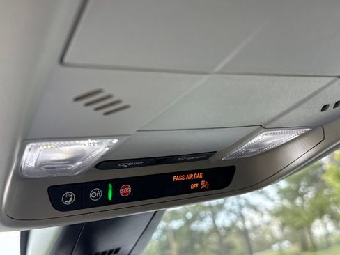 Used 2023 Chevrolet Blazer LT image 22