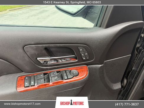 Used 2013 Chevrolet Tahoe LTZ AWD/4WD image 18
