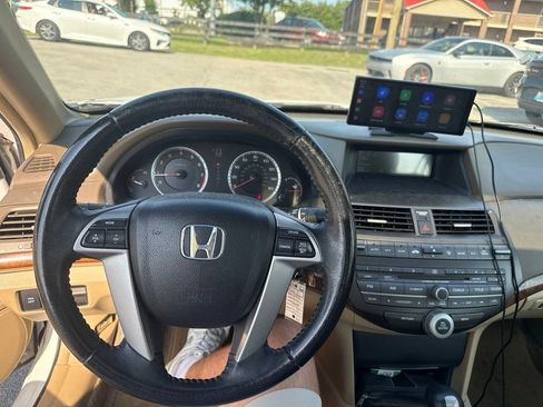 Used 2009 Honda Accord EX-L image 7