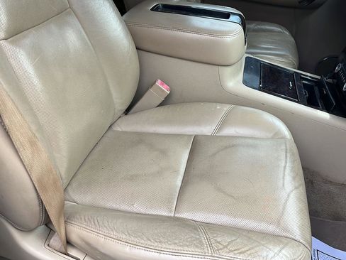 Used 2009 GMC Sierra 1500 Denali AWD/4WD image 31