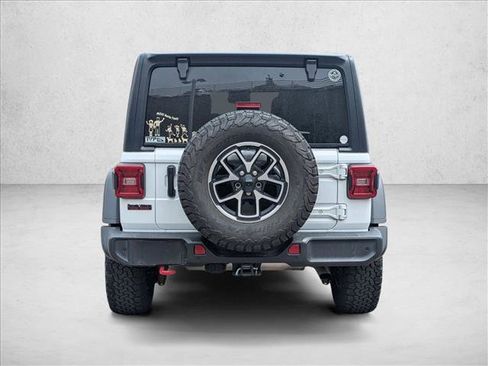 Used 2024 Jeep Wrangler Unlimited Rubicon w/ Technology Group AWD/4WD image 6