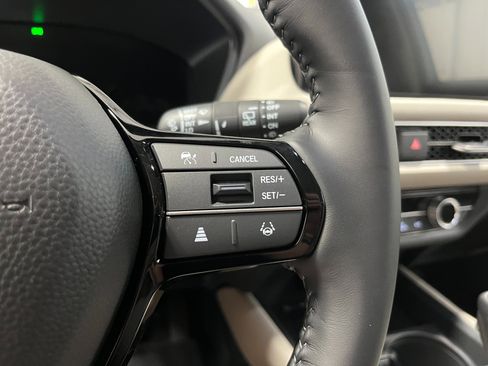 New 2026 Honda HR-V EX-L image 15