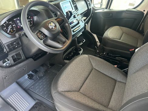 New 2025 RAM ProMaster 2500 image 10
