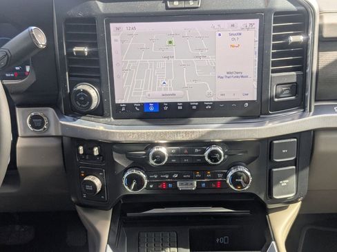 New 2026 Ford F350 Platinum w/ Platinum Plus Package image 19