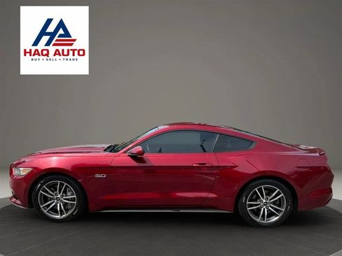 Used 2016 Ford Mustang GT RWD image 8