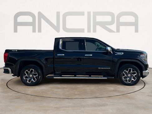 Used 2022 GMC Sierra 1500 SLT image 11