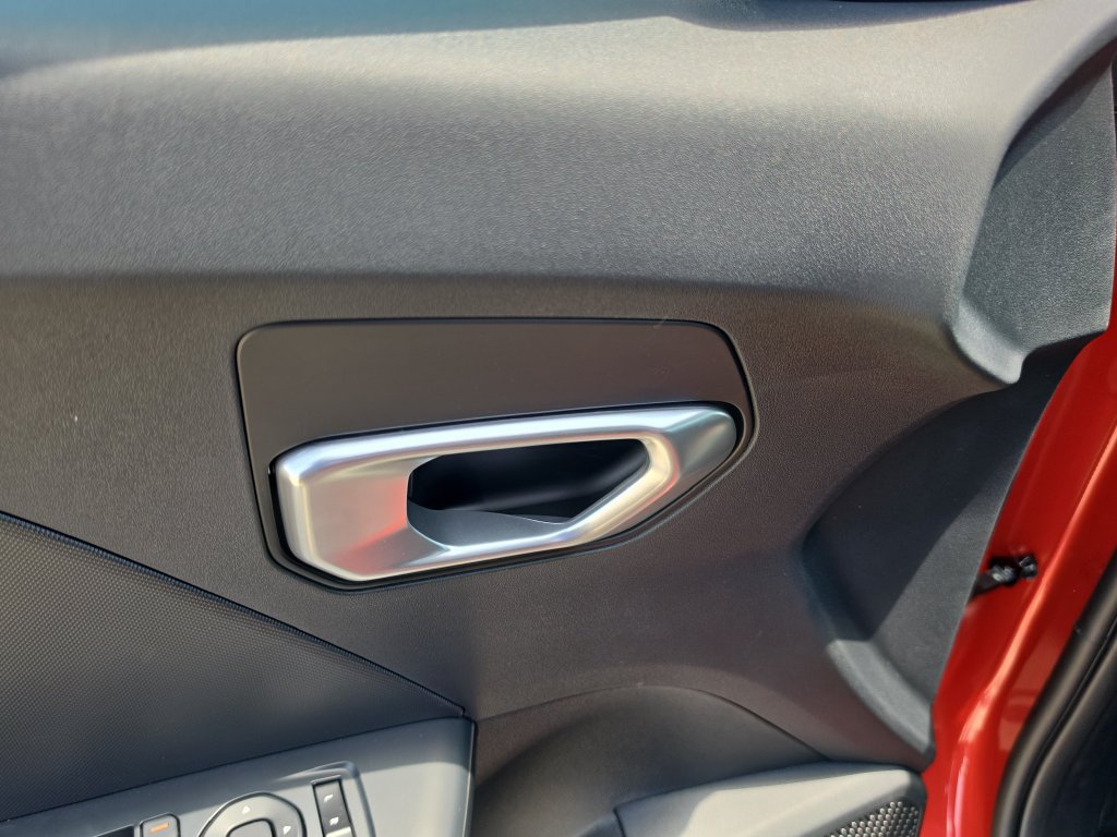New 2026 Kia K4 FWD image 19