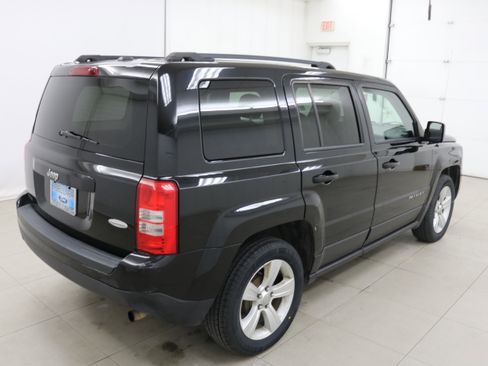 Used 2016 Jeep Patriot Latitude image 6