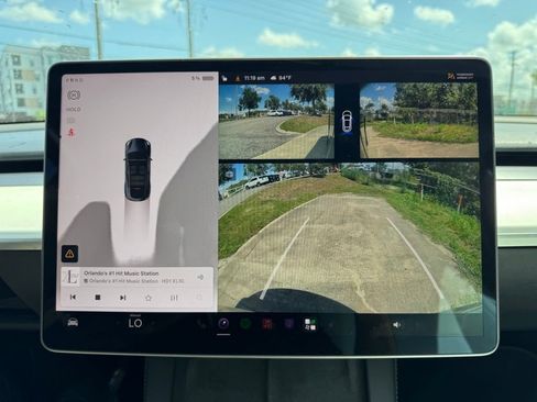 Used 2024 Tesla Model Y Long Range RWD image 23