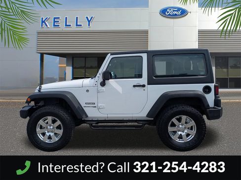 Used 2018 Jeep Wrangler Sport AWD/4WD image 9