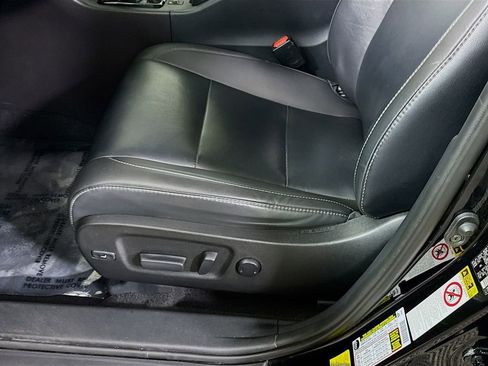 Certified 2019 Toyota Highlander XLE AWD/4WD image 26
