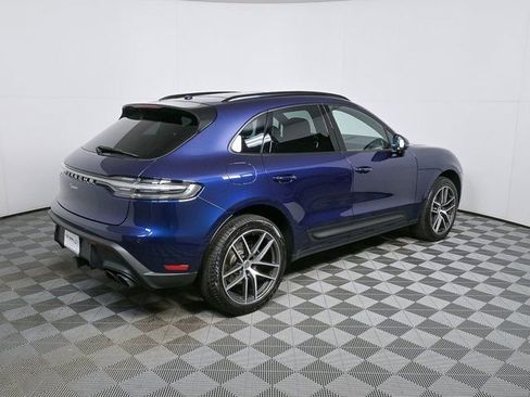Certified 2025 Porsche Macan image 28
