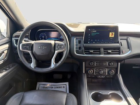Used 2024 Chevrolet Suburban Z71 w/ Luxury Package image 21