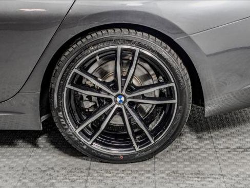 Used 2021 BMW 330i Sedan w/ M Sport Package RWD image 36