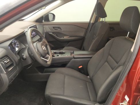 Used 2023 Nissan Rogue S image 17