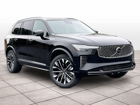New 2026 Volvo XC90 B5 Plus w/ Protection Package image 2