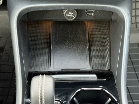 Used 2022 Volvo XC40 T5 R-Design w/ Advanced Package image 20