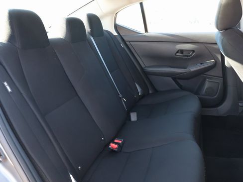 Used 2024 Nissan Sentra S image 30