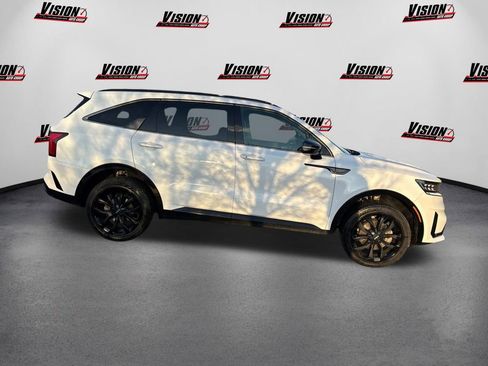 Used 2022 Kia Sorento SX image 4