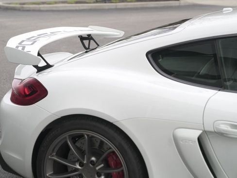 Used 2016 Porsche Cayman GT4 RWD image 26