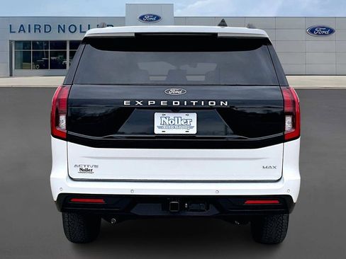 New 2025 Ford Expedition Max Active AWD/4WD image 4