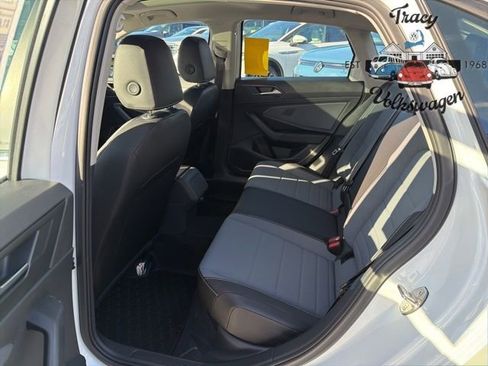 New 2025 Volkswagen Jetta SE image 20