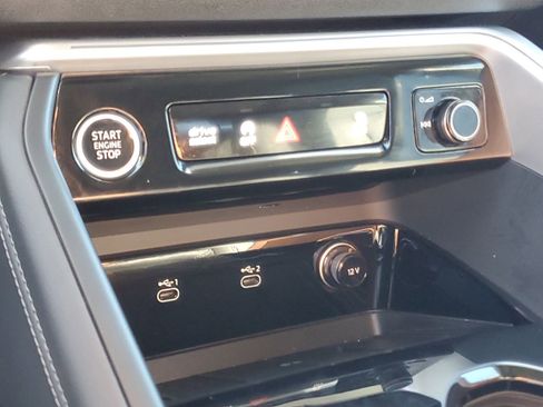 Used 2025 Audi Q5 Premium w/ Premium Plus AWD/4WD image 28