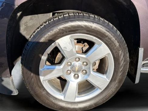 Used 2016 Chevrolet Tahoe LTZ AWD/4WD image 32