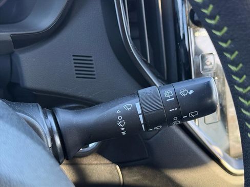 Used 2024 Subaru Ascent Onyx Edition image 22