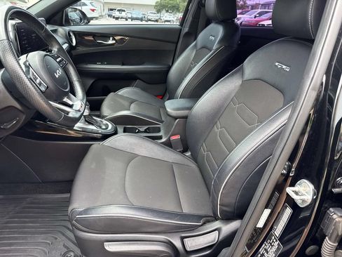 Used 2023 Kia Forte GT-Line w/ GT-Line Premium Package FWD image 16