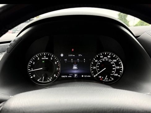 Used 2021 Nissan Armada SV AWD/4WD image 33
