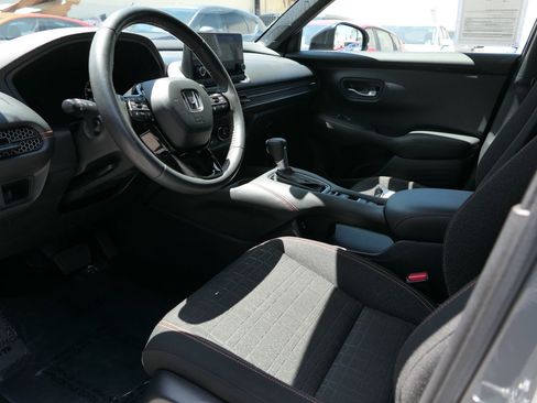 Used 2024 Honda HR-V Sport image 12