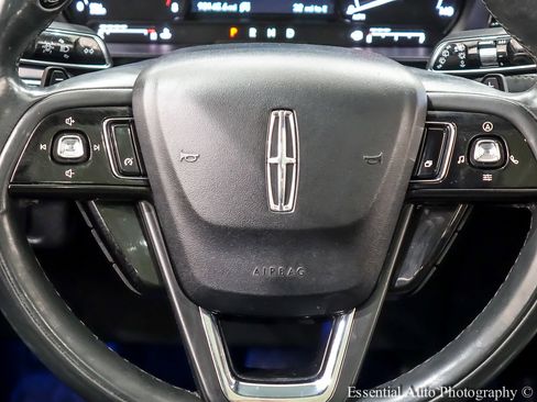 Used 2021 Lincoln Corsair Base AWD w/ Premium Package image 19