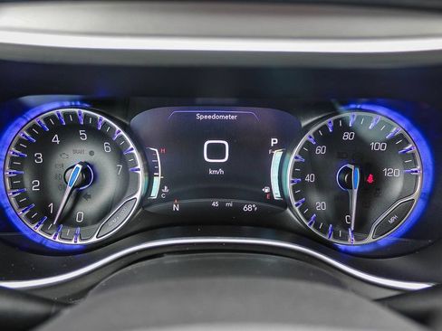 New 2027 Chrysler Pacifica Select FWD image 24